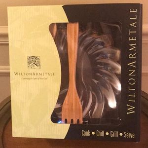 New Wilton Armetale Eddy 3 Pc Metal Salad Set